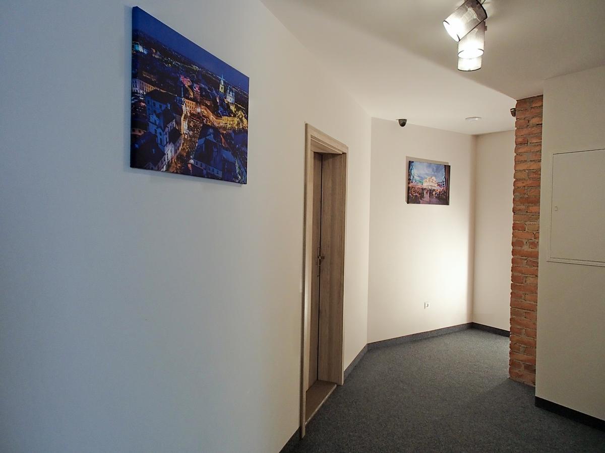 Pokoje Z Aneksami Orla 6 Lublin Exteriör bild